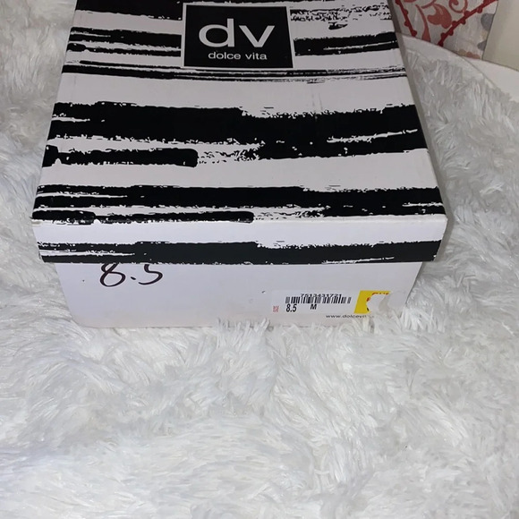 DV by Dolce Vita Wedge Shoes Super Soft - Picture 5 of 5